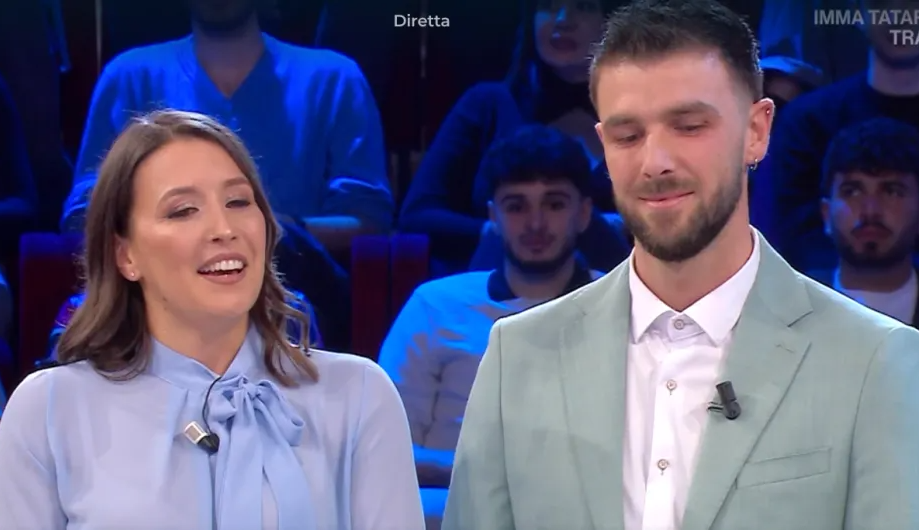 Chi è Fabio dal Piemonte di Affari Tuoi e chi è sua sorella Elena protagonisti della puntata dell'8 marzo